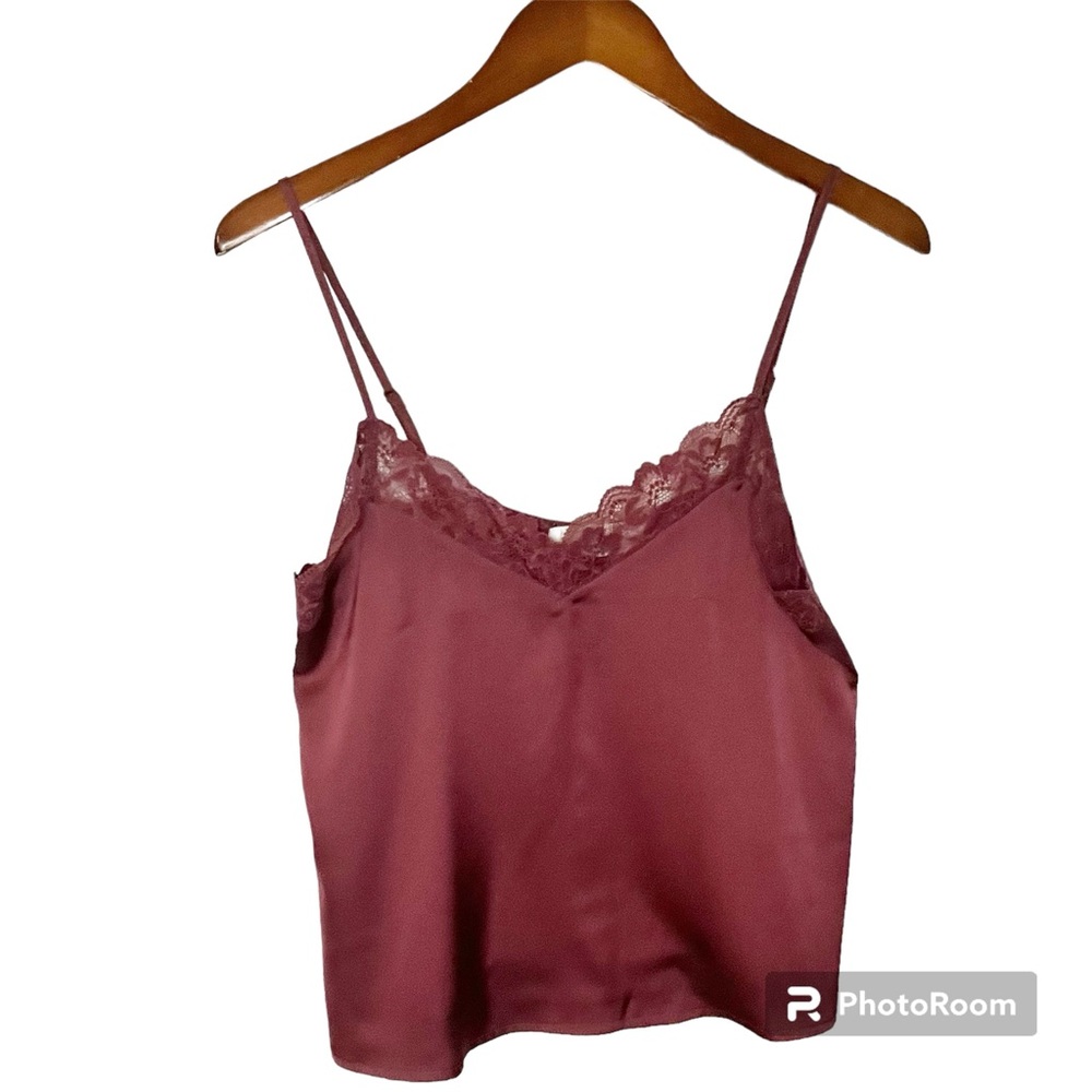 Hippie Rose Berry Brick lace camisole
